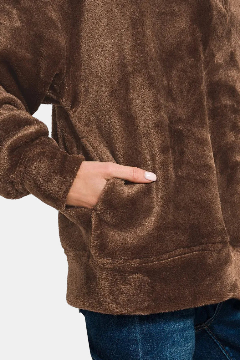 Faux Fur Half Zip Pocket Pullover / BLACK
