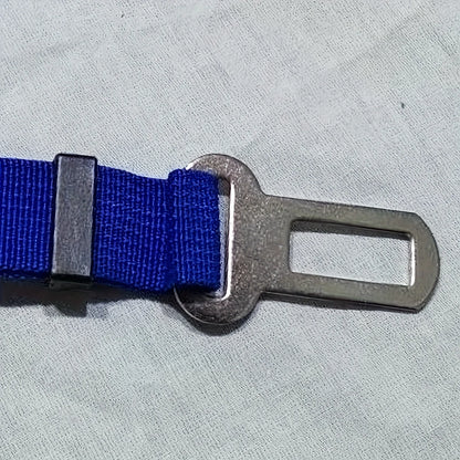 2/4Pcs Metal Pet Seat Belt Adapter Clips, Universal Car Truck Connector for Dog Leash Travel Safety Accessory