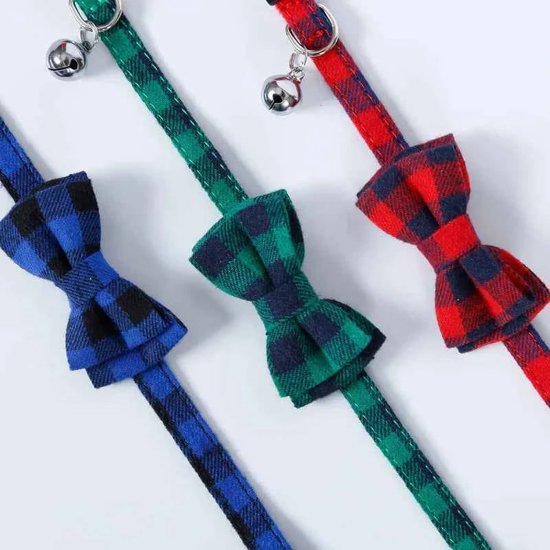Pet Breakaway Cat Collar Bow Tie and Bell Cute Plaid Christmas Red Elastic Adjustable Dog Collar With Sash Small Bell For Cats