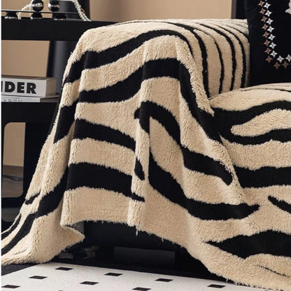 1PC Zebra Stripes Jacquard Fleece Warm Sofa Towel Thicken Blanket for Living Room Couch Decor