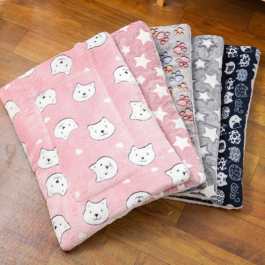 Flannel Pet Mat Dog Bed Cat Bed Thicken Sleeping Mat Dog Blanket Mat For Puppy Kitten Pet Dog Bed for Small Large Dogs Pet Rug