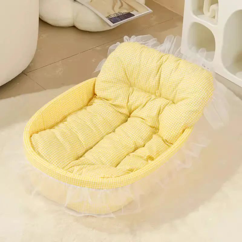 Lace-Trimmed Princess Pet Bed – Soft Oval Plush Winter Bed for Small Dogs & Cats - Bdba PK
