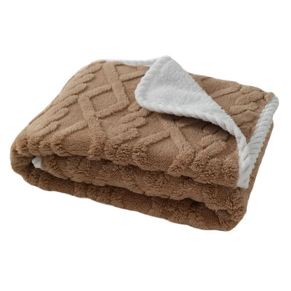 Solid Color Pet Blanket Cozy Pet Plush Blanket Thick Waterproof Bed Throw for Winter Machine Washable Sleeping Quilt for Dogs