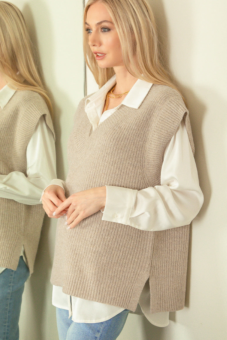 V-Neck Sweater Vest / BLACK